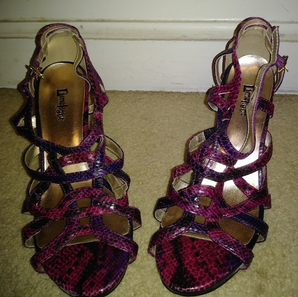 Womens snake skin print heels